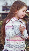 Пуловер с ажурным узором для девочки